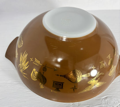 Pyrex Early American Cinderella Mixing Bowl