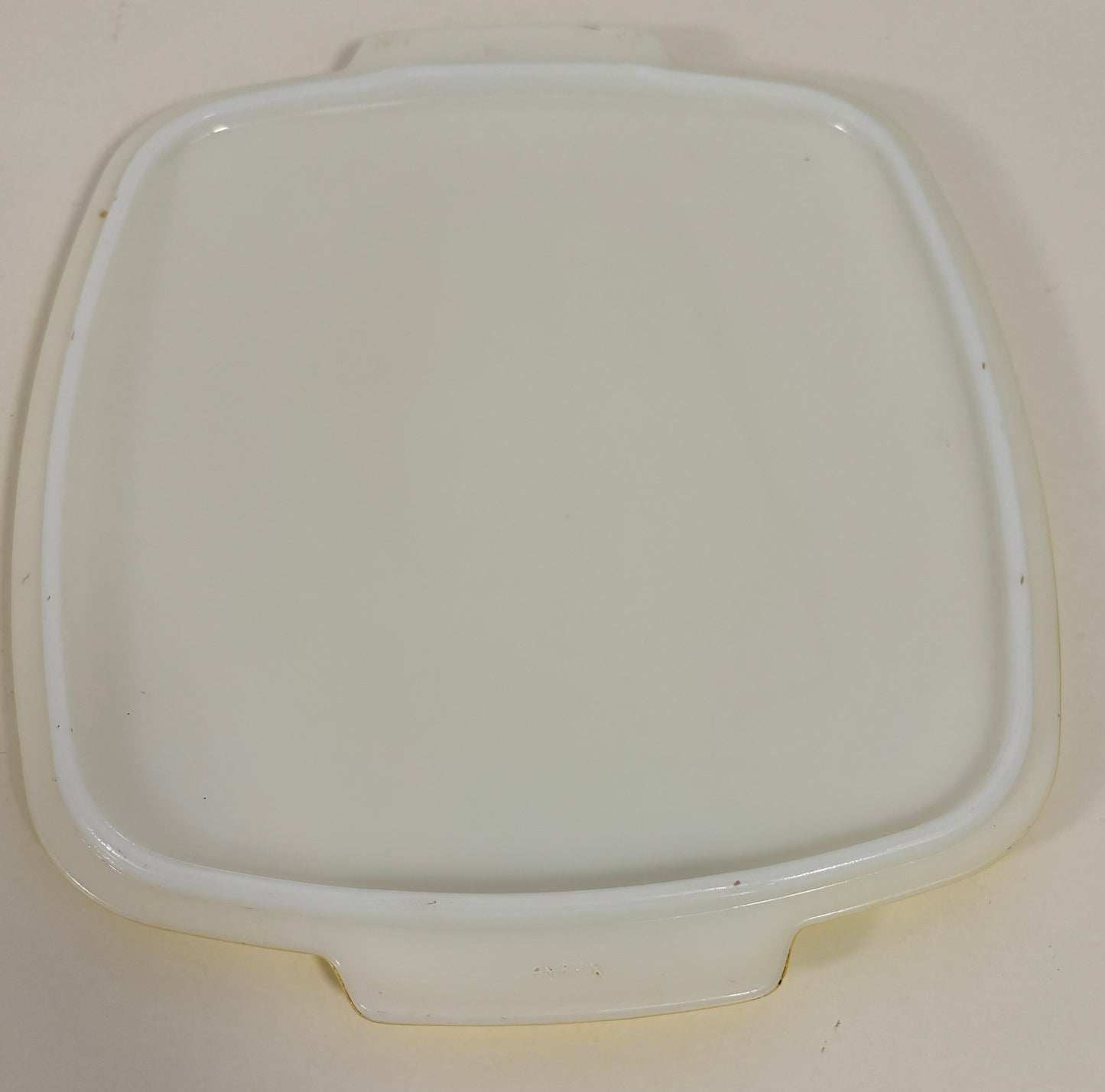 Yellow Pyrex Square 2.5 Quart Casserole Dish