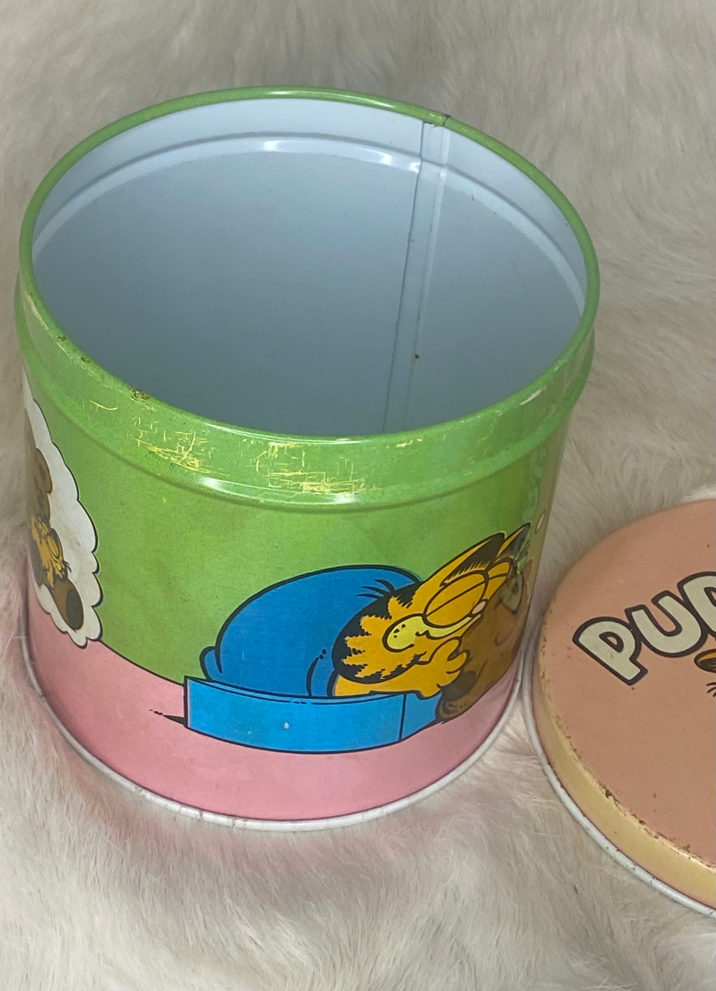 Vintage Garfield and Teddy Bear Purrr Tin