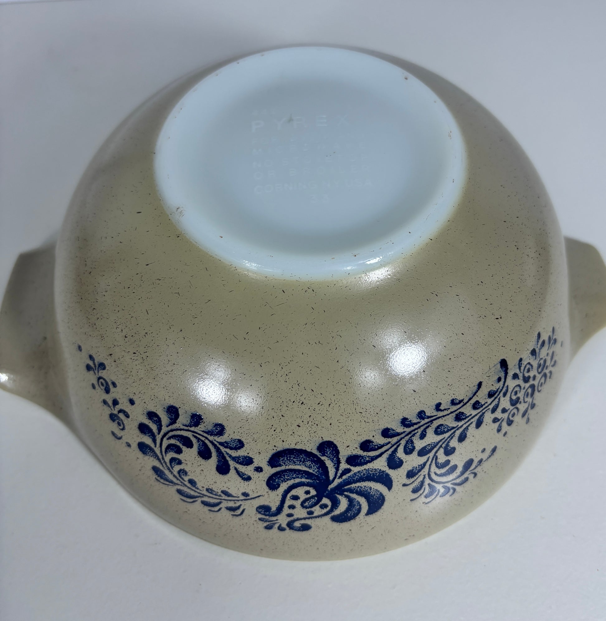Pyrex Homestead Vintage Cinderella Mixing Bowl