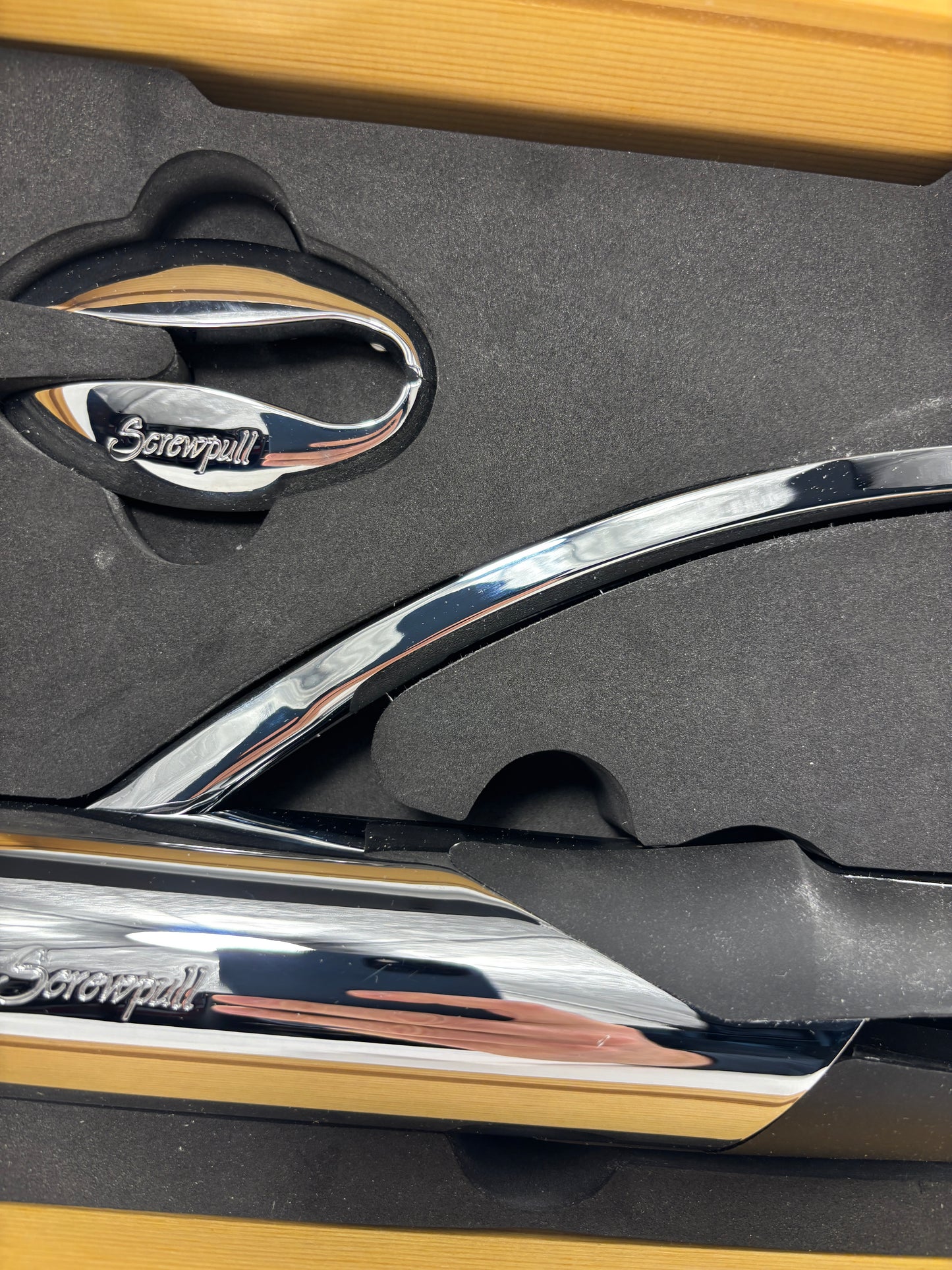 Le Creuset Screwpull Lever Action Wine Bottle Opener Set