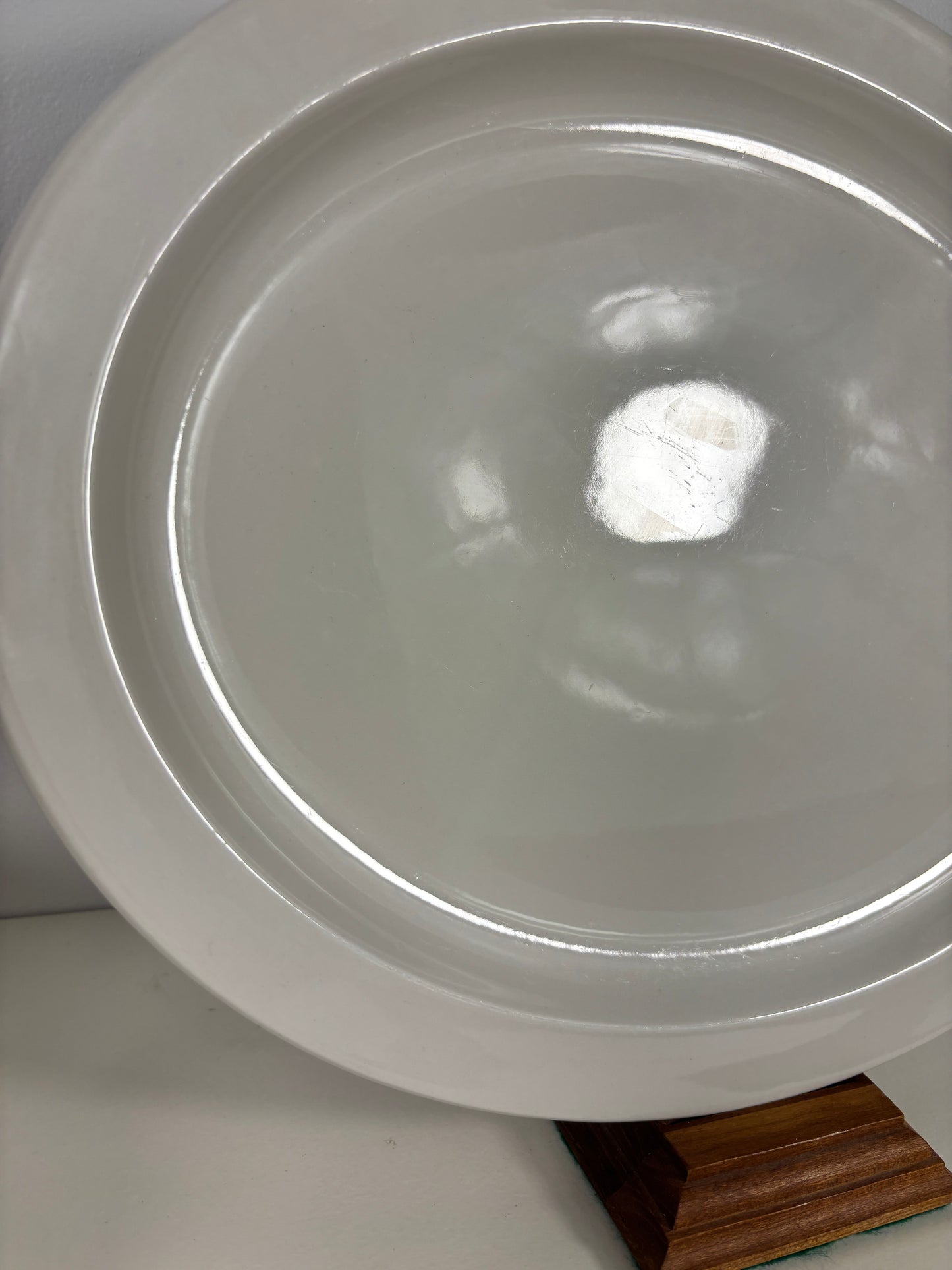 Stonehenge Midwinter White Platter