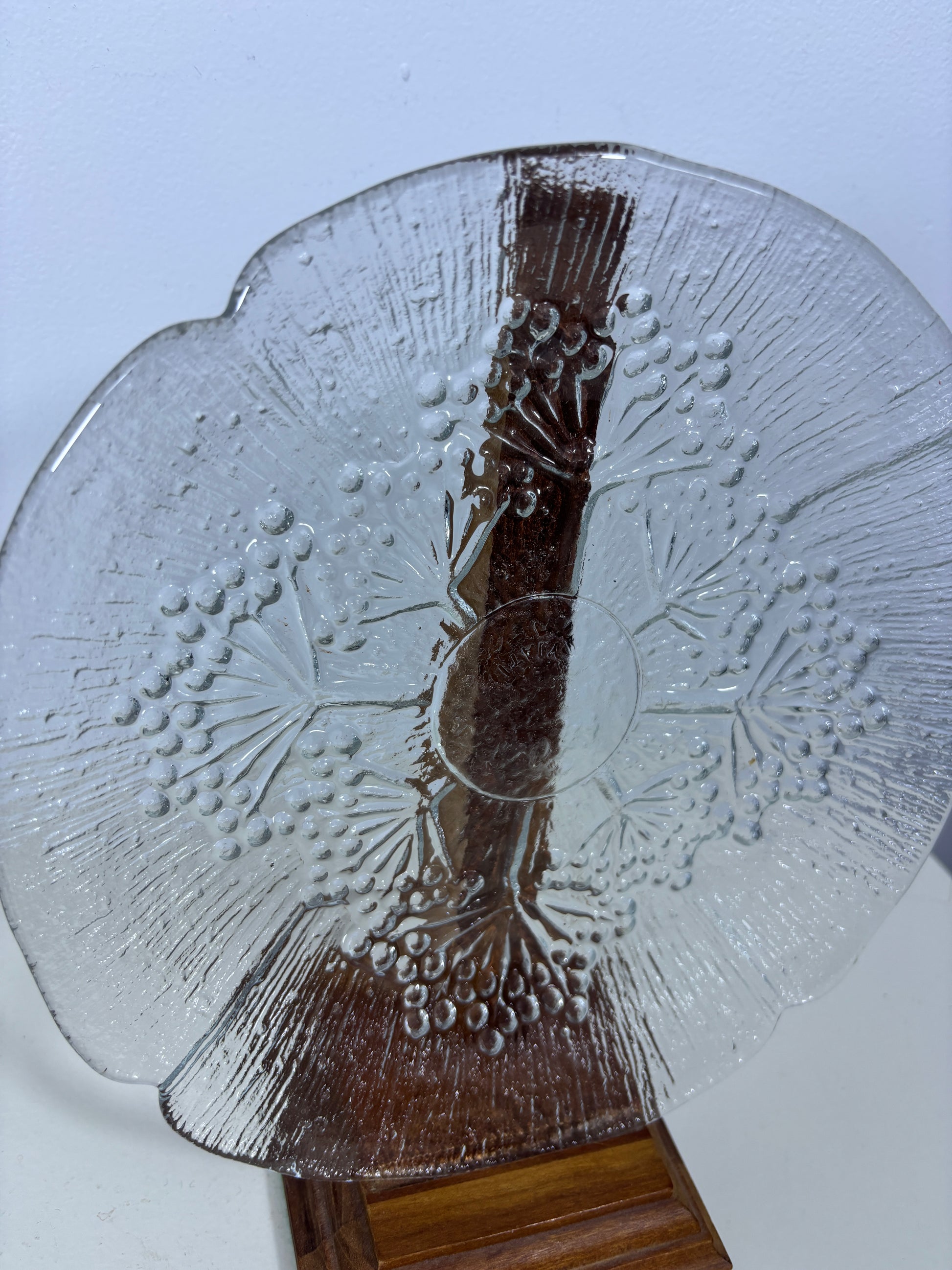 Vintage Lasisepät Mäntsälän Cow parsley Salad Plates