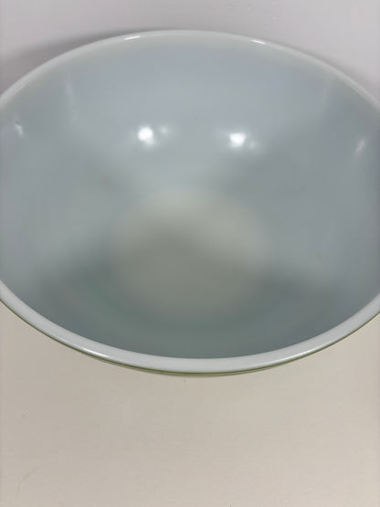 Pyrex Avocado Green 4 Quart Nesting Mixing Bowl