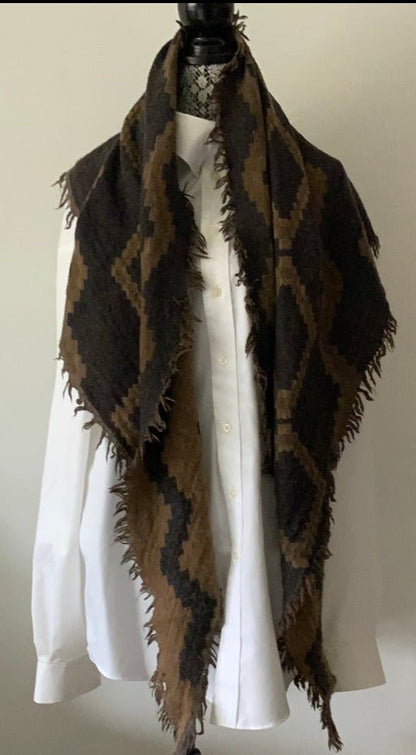 Aritzia Wilfred Triangle Wool Scarf