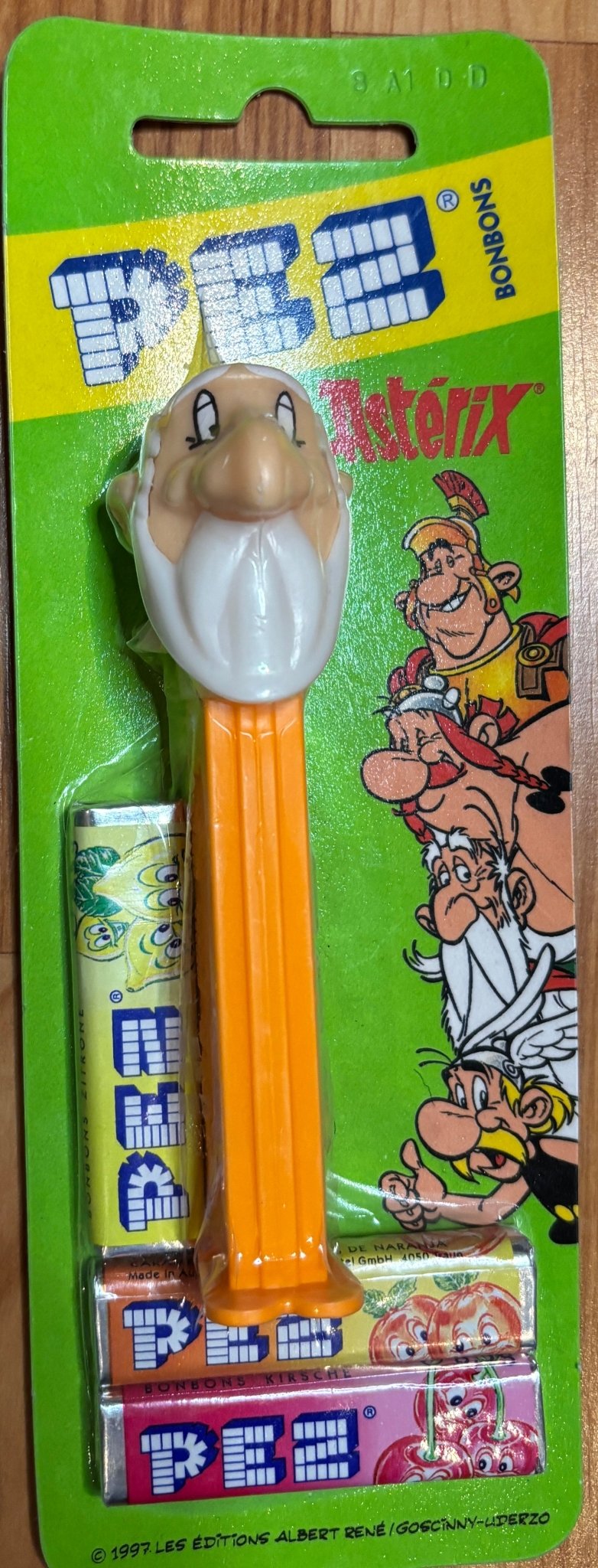 Asterix Obelix Getafix Pez Dispensers - HLJ at HomeAsterix Obelix Getafix Pez DispensersPez DispenserPez