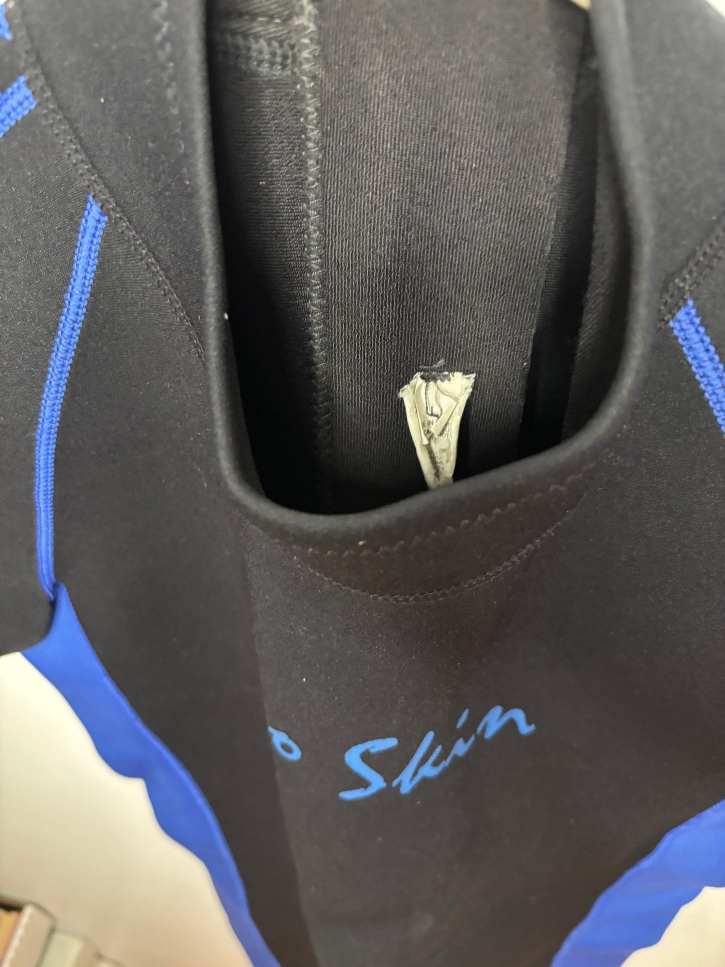 Atlan Neo Skin Wetsuit Large - HLJ at HomeAtlan Neo Skin Wetsuit LargewetsuitAtlan