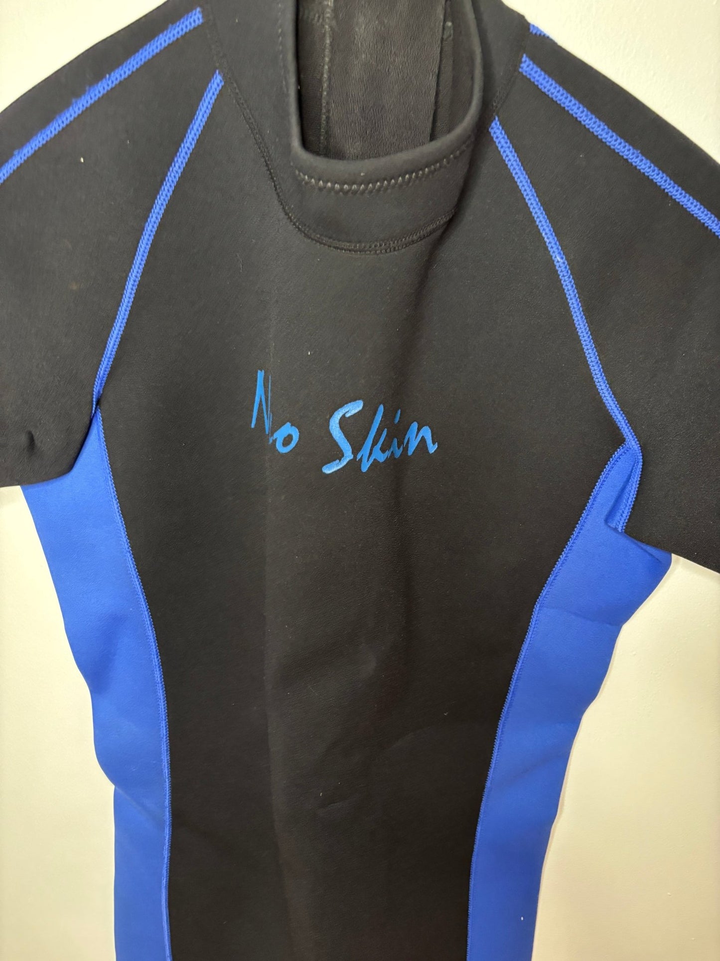 Atlan Neo Skin Wetsuit Large - HLJ at HomeAtlan Neo Skin Wetsuit LargewetsuitAtlan