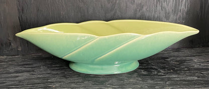 Beauceware Pottery 374 Green Leaf Theme Centrepiece Dish