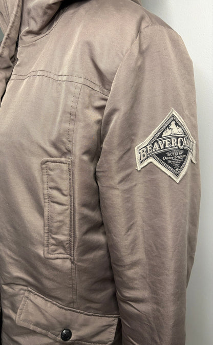Beaver Canoe Women’s Winter Coat Large