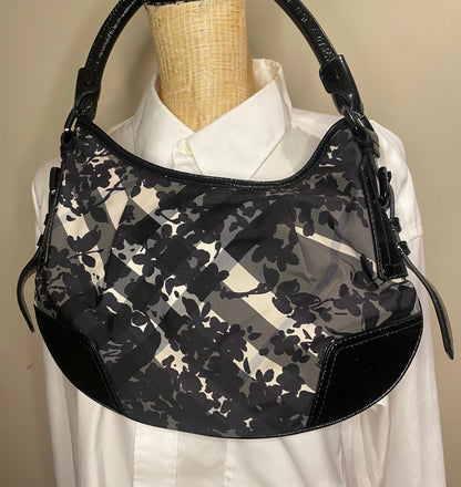 Burberry Beat Check Foley Hobo bag 