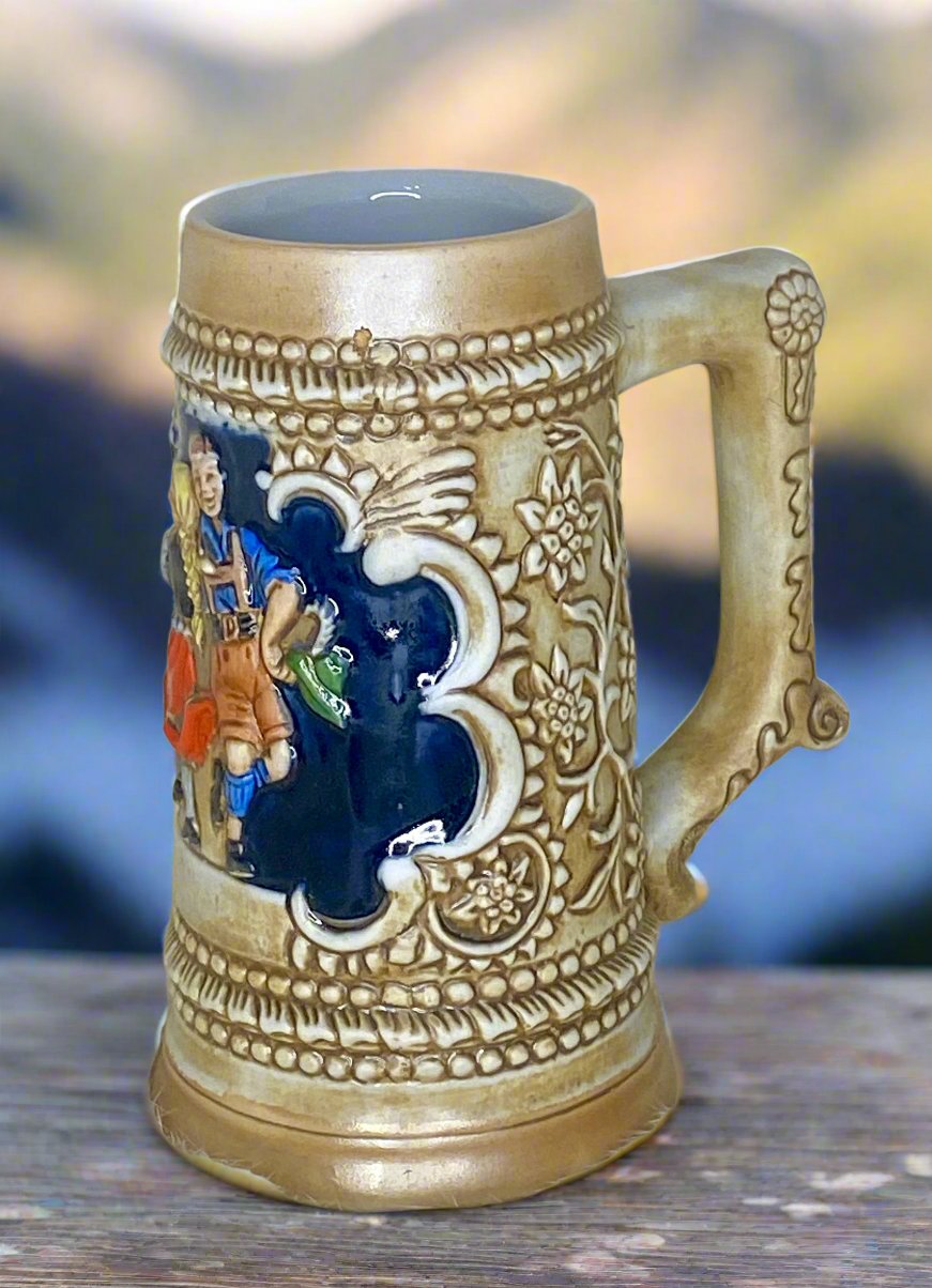 Ceramarte Lederhosen Vintage Beer Stein - HLJ at HomeCeramarte Lederhosen Vintage Beer SteinSteinCeramarte