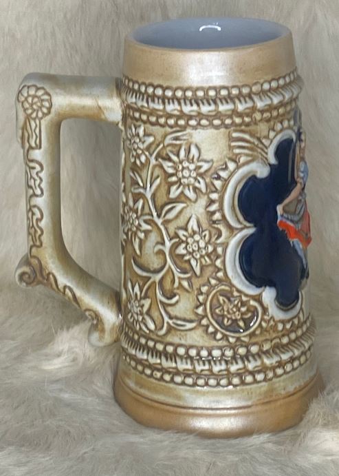 Ceramarte Lederhosen Vintage Beer Stein - HLJ at HomeCeramarte Lederhosen Vintage Beer SteinSteinCeramarte