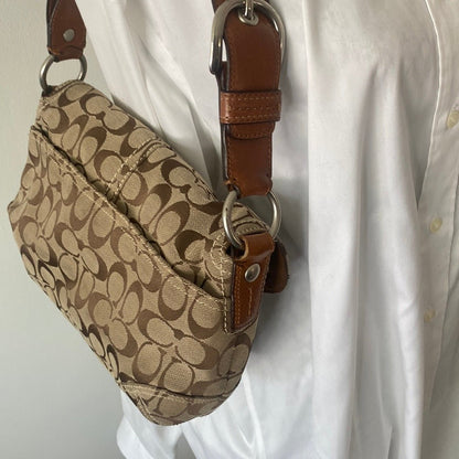 Coach Signature Purse 10769