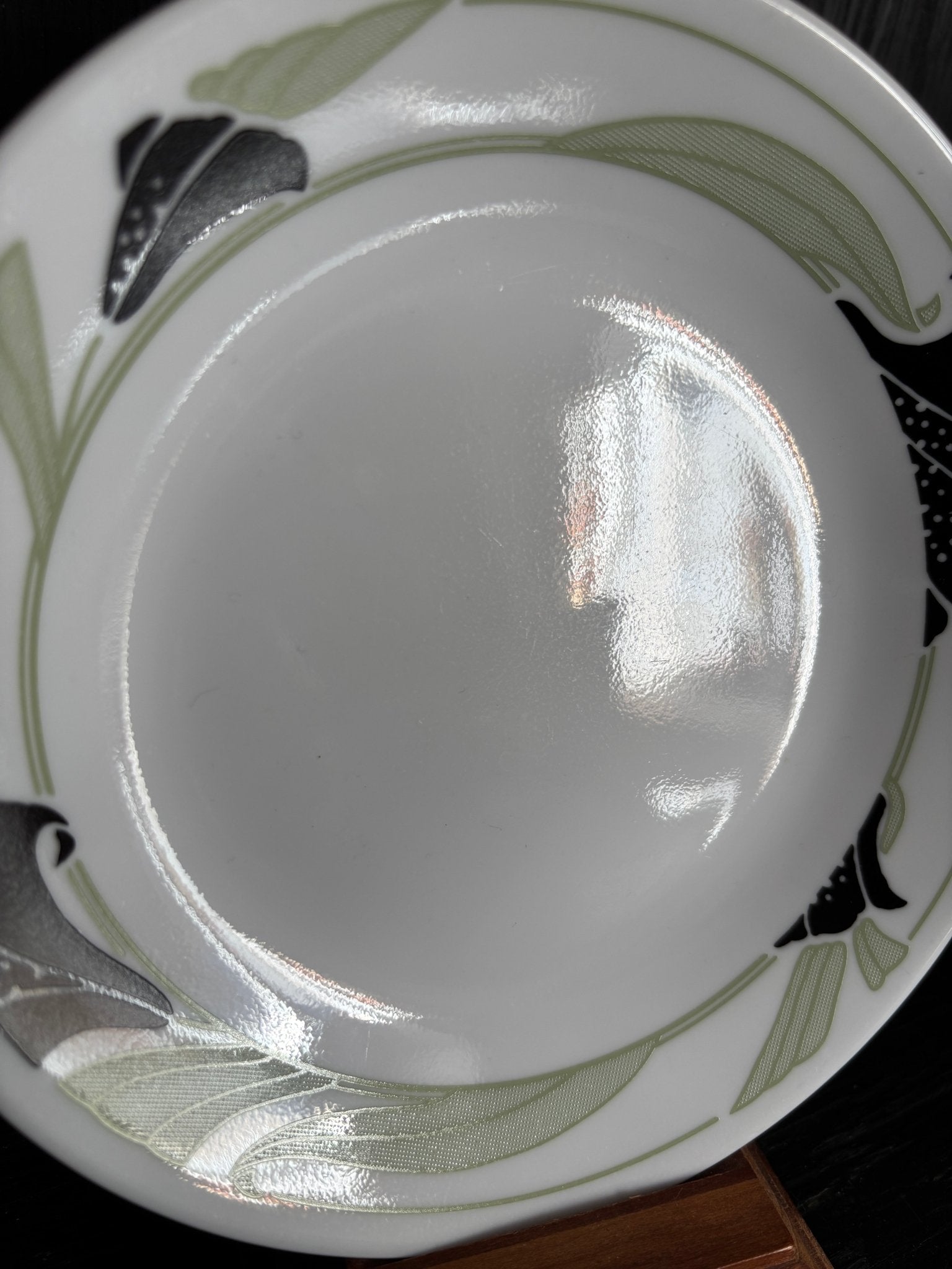 Corelle Black Orchid Plate