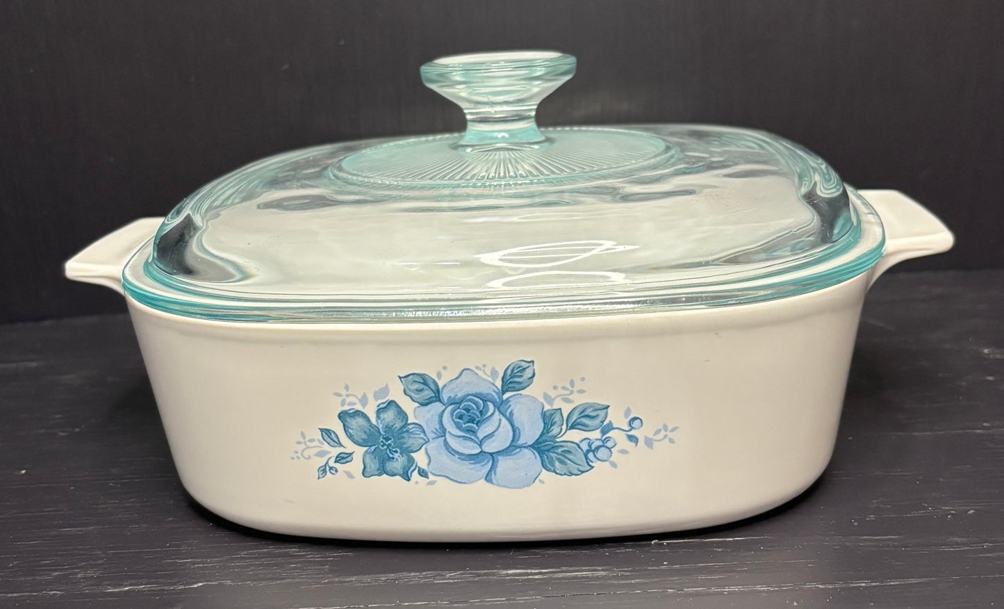 Corning Ware Blue Velvet 2 Litre Covered Casserole Dish