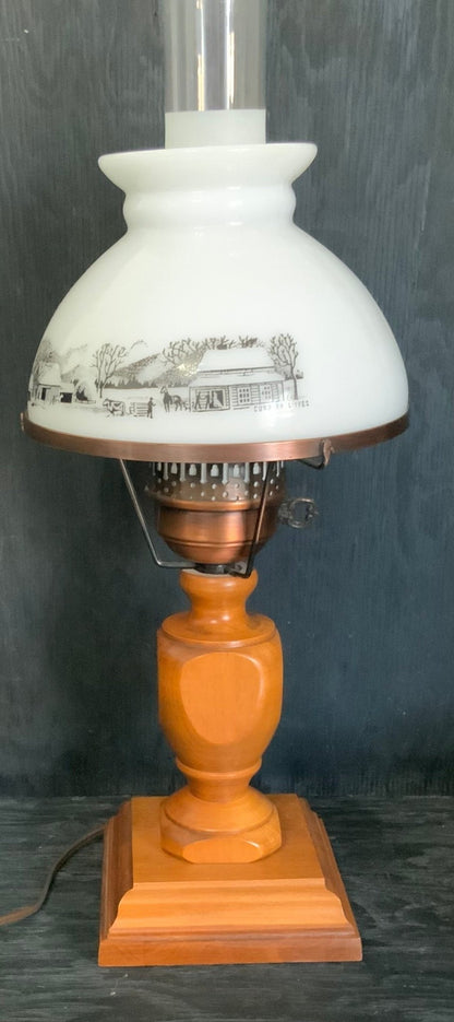 Currier and Ives Vintage Desk Table Lamp