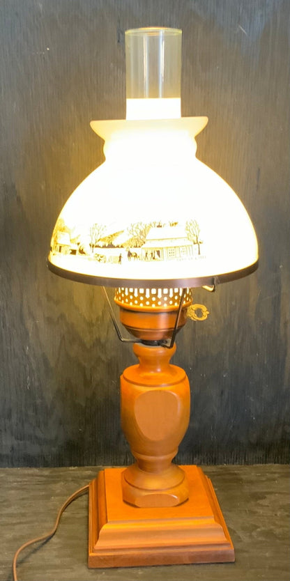 Currier and Ives Vintage Desk Table Lamp