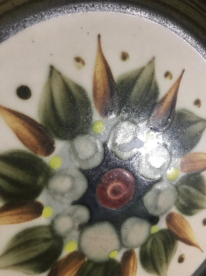 Denby Sherwood Bread Plate with image of a green and red flower