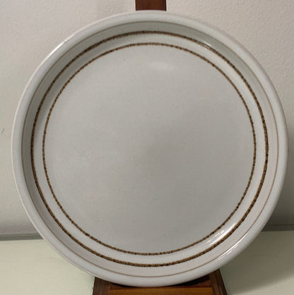 Denby Vanilla Bread and Butter Plates - HLJ at HomeDenby Vanilla Bread and Butter PlatesBread and ButterDenby