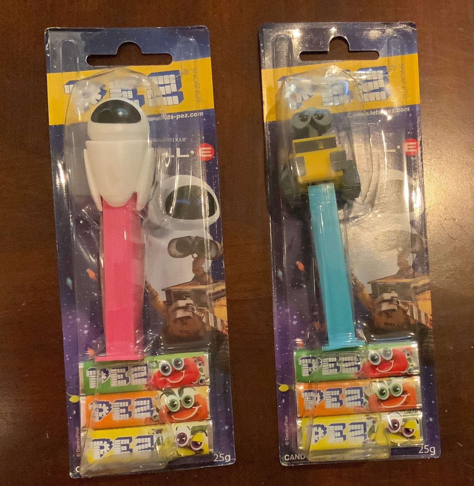 Disney Pixar Wall - E Pez Dispensers New on Cards - HLJ at HomeDisney Pixar Wall - E Pez Dispensers New on CardsPez DispenserPez