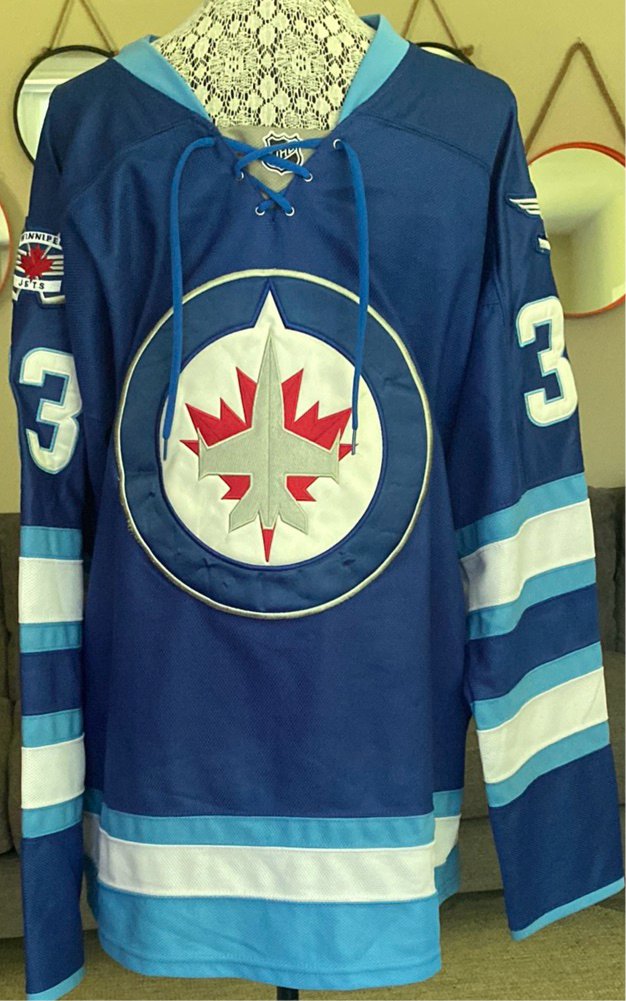 Dustin Byfuglien Winnipeg Jets Jersey Size 54 - HLJ at HomeDustin Byfuglien Winnipeg Jets Jersey Size 54JerseyReebok