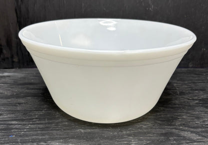 Federal Glass White 7 Inch Mixing Bowl
