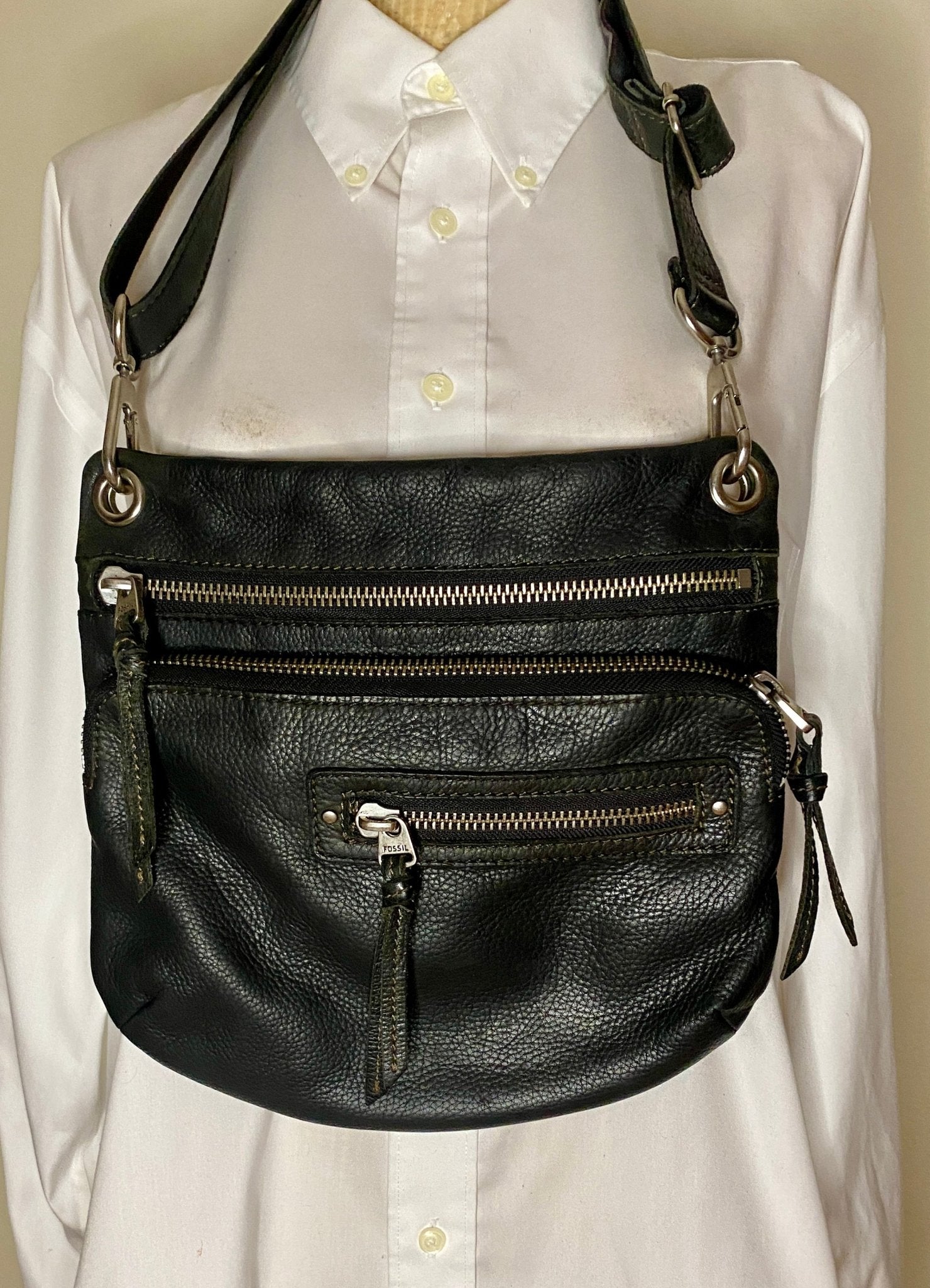 Fossil Black Leather Crossbody Purse Handbag - HLJ at HomeFossil Black Leather Crossbody Purse HandbagCrossbodyFossil