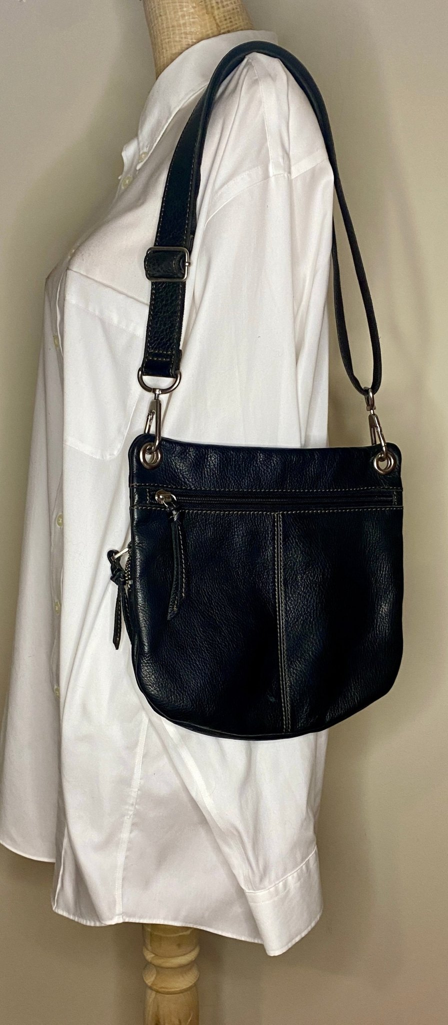 Fossil Black Leather Crossbody Purse Handbag - HLJ at HomeFossil Black Leather Crossbody Purse HandbagCrossbodyFossil