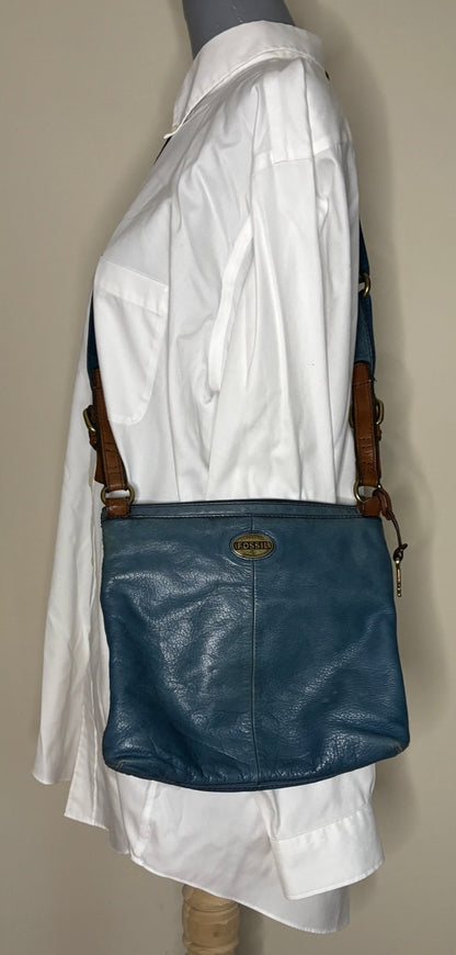 Fossil Explorer Teal Crossbody Purse