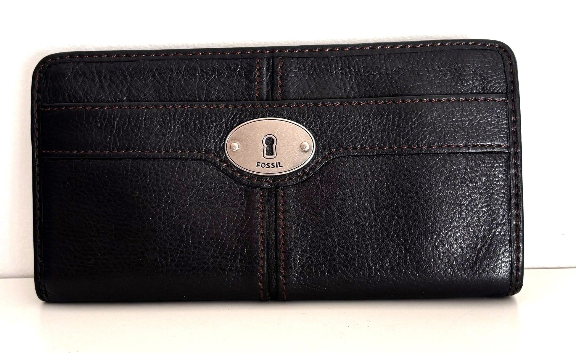 Fossil Maddox Black Women's Wallet - HLJ at HomeFossil Maddox Black Women's WalletWomen's WalletFossil