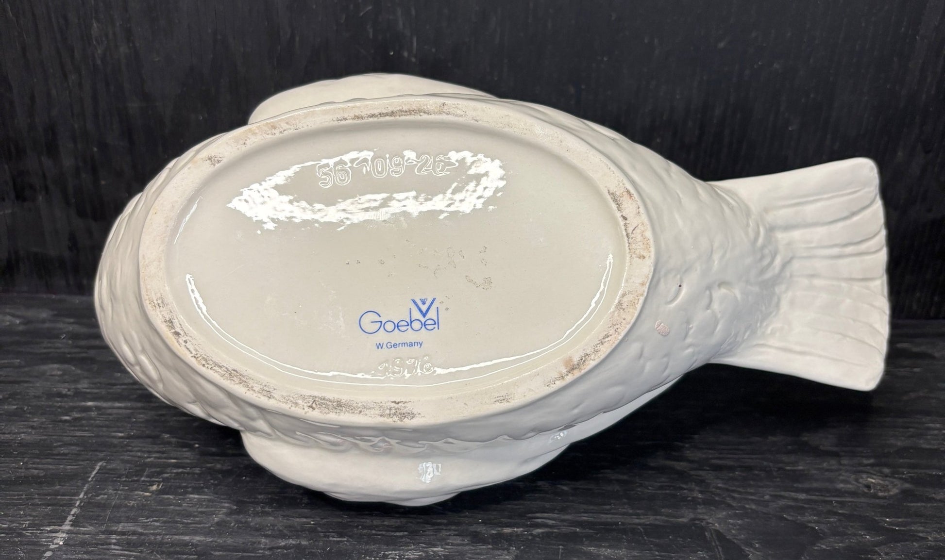 Goebel White Pigeon Vase