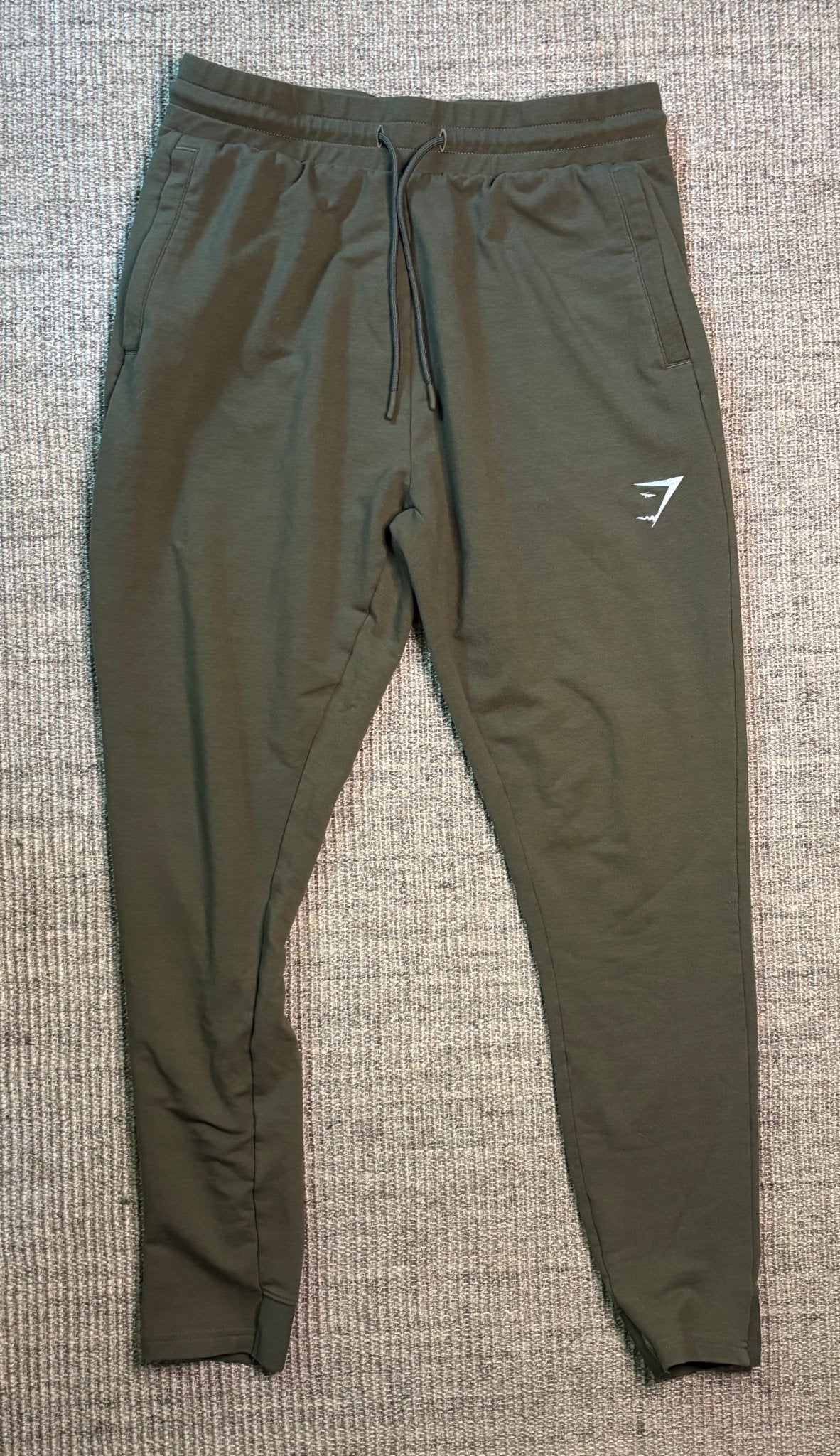 Gymshark Arrival Woven Zippered Pocket Joggers