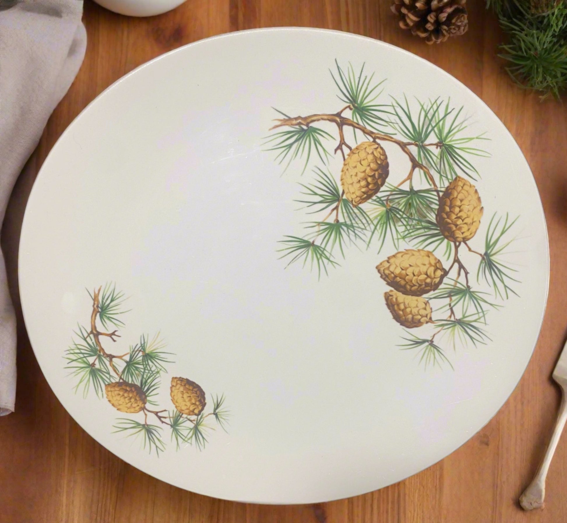 Hallcraft Eva Zeisel Pinecone Dinner Plates - HLJ at HomeHallcraft Eva Zeisel Pinecone Dinner PlatesDinner PlateHallcraft