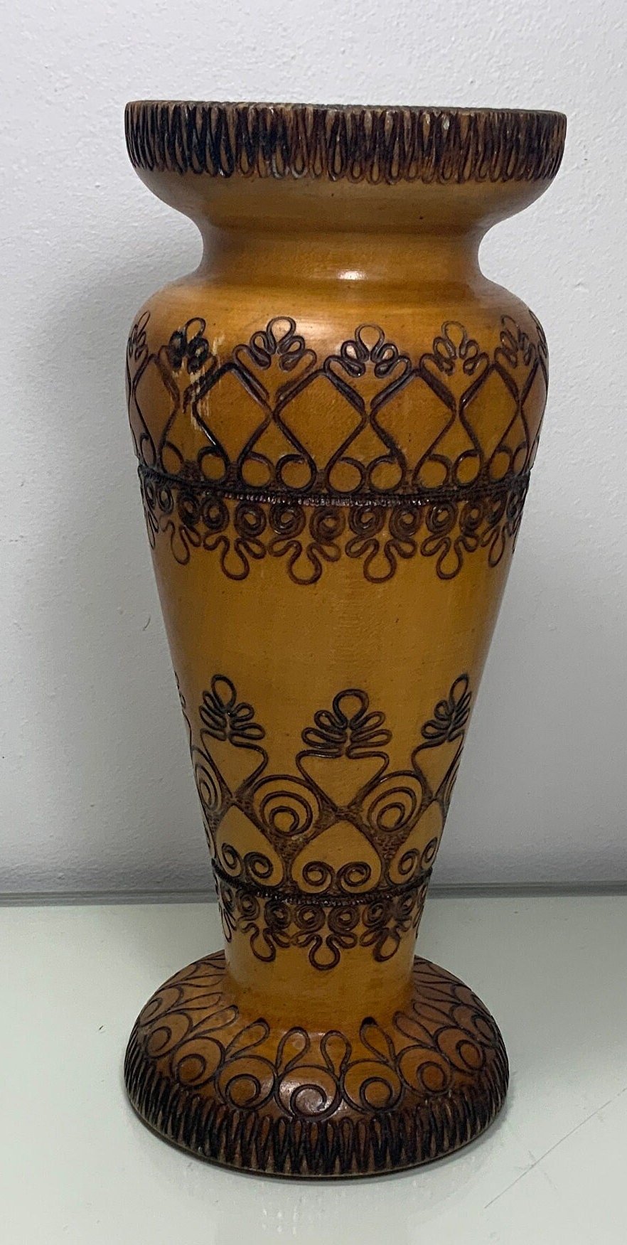 Hand Carved Wooden Vase - HLJ at HomeHand Carved Wooden VaseWoodenHLJ at Home