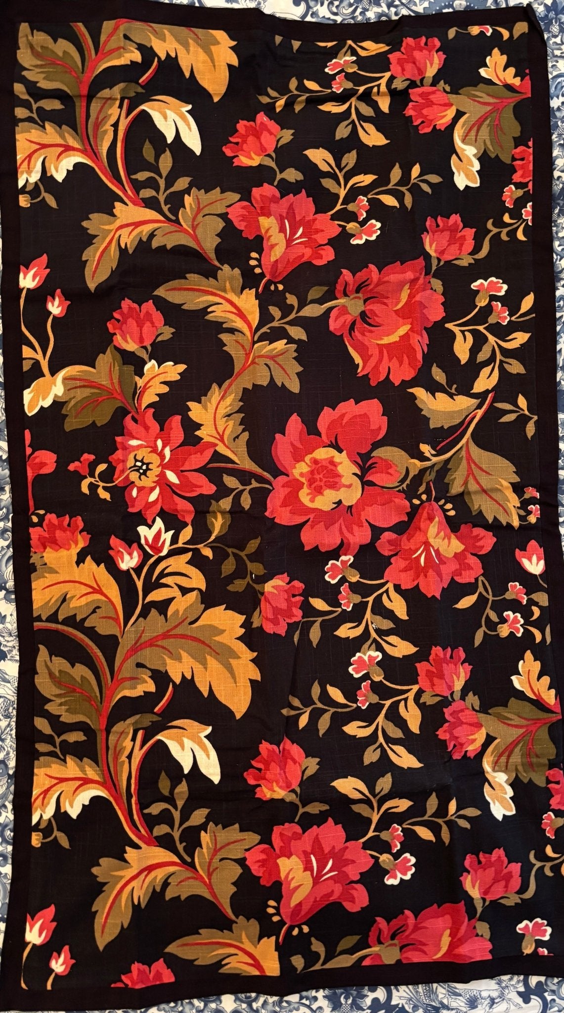 House and Home Chalet King Size Vintage Pillowcase