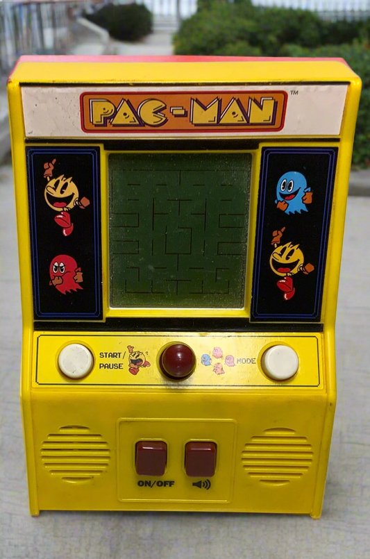 pac  man arcade game