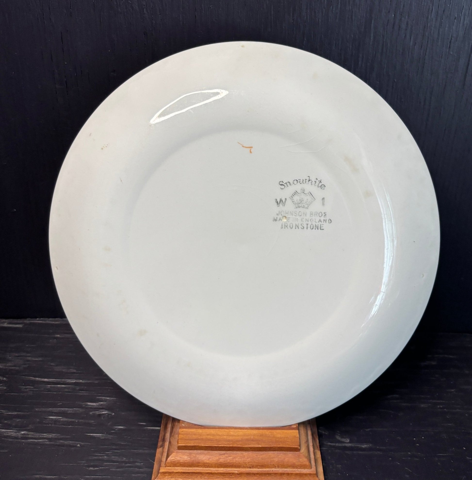Johnson Brothers Fiesta Salad Plates