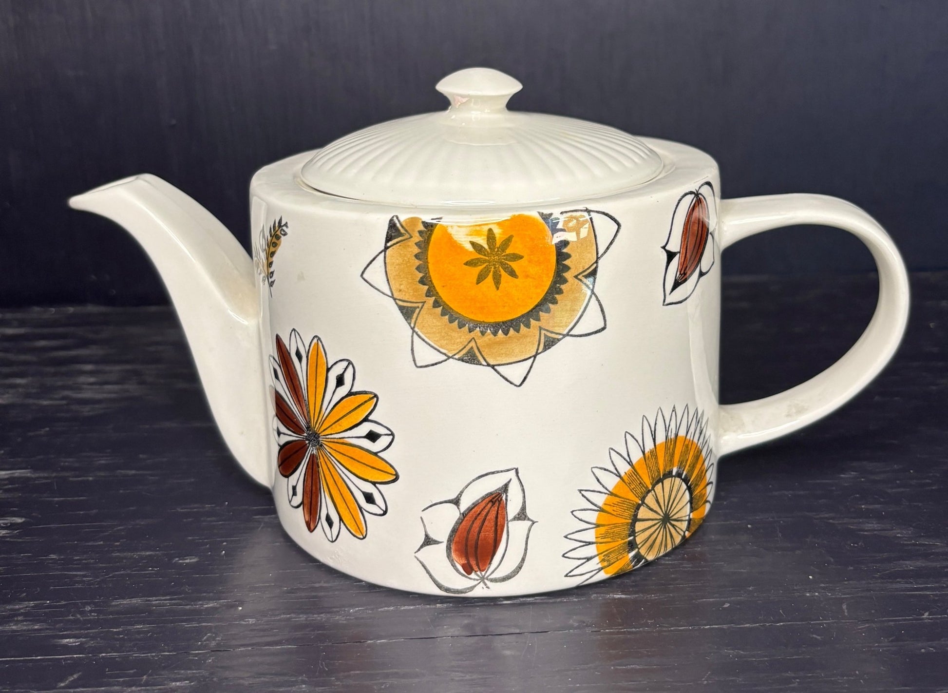 Kathie Winkle Calypso Teapot