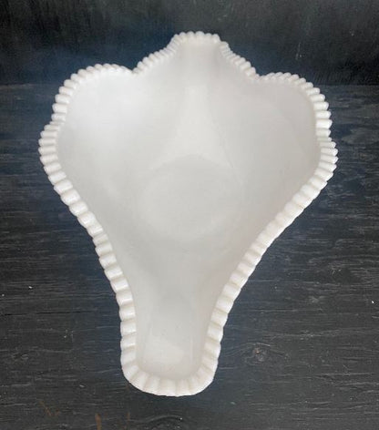 Kemple Milk Glass Flower V - Cane Oblong Sawtooth Edge Bowl