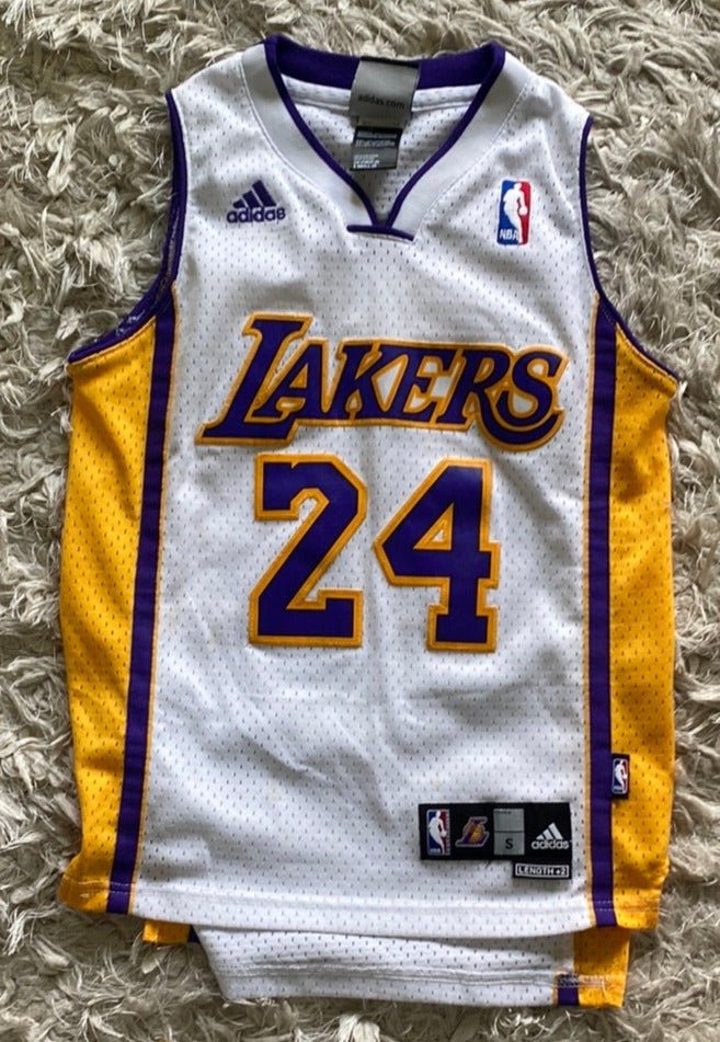 Kobe Bryant Los Angeles Lakers Home Jersey Kids Small - HLJ at HomeKobe Bryant Los Angeles Lakers Home Jersey Kids SmallJerseyAdidas