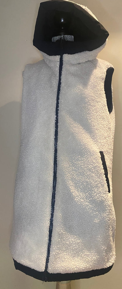 Koolaburra by UGG Reversible Sherpa Long Vest Large