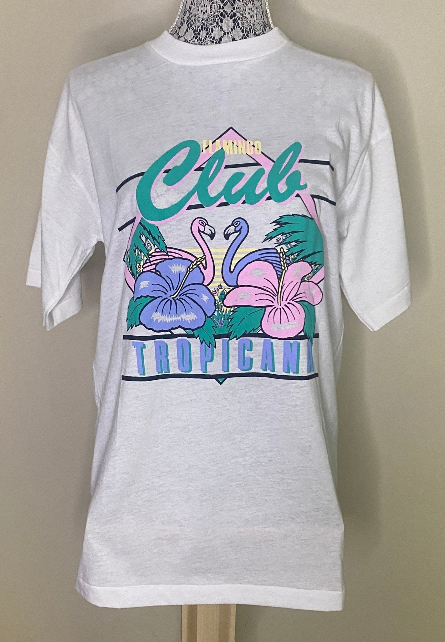 Lady Foot Locker Flamingo Club Tropicana Women’s T Shirt Small - HLJ at HomeLady Foot Locker Flamingo Club Tropicana Women’s T Shirt SmallShort Sleeve T ShirtLady Foot Locker