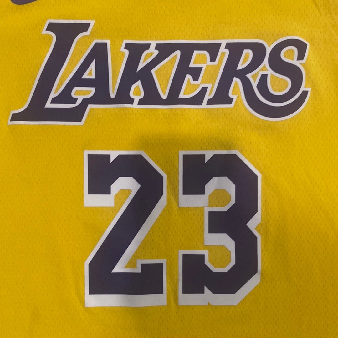 Lebron James Los Angeles Lakers Nike Swingman Dri Fit Jersey 56 XXL - HLJ at HomeLebron James Los Angeles Lakers Nike Swingman Dri Fit Jersey 56 XXLJerseyNike