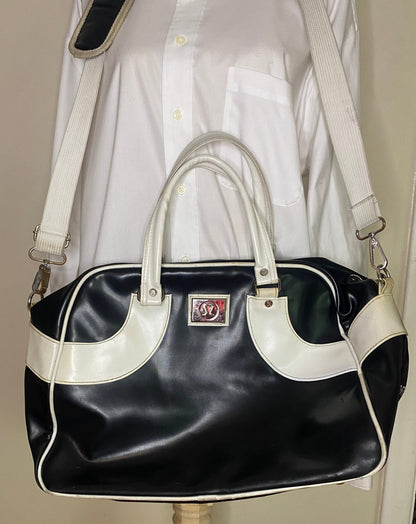 Lululemon Bowler Navy Duffle Gym Bag