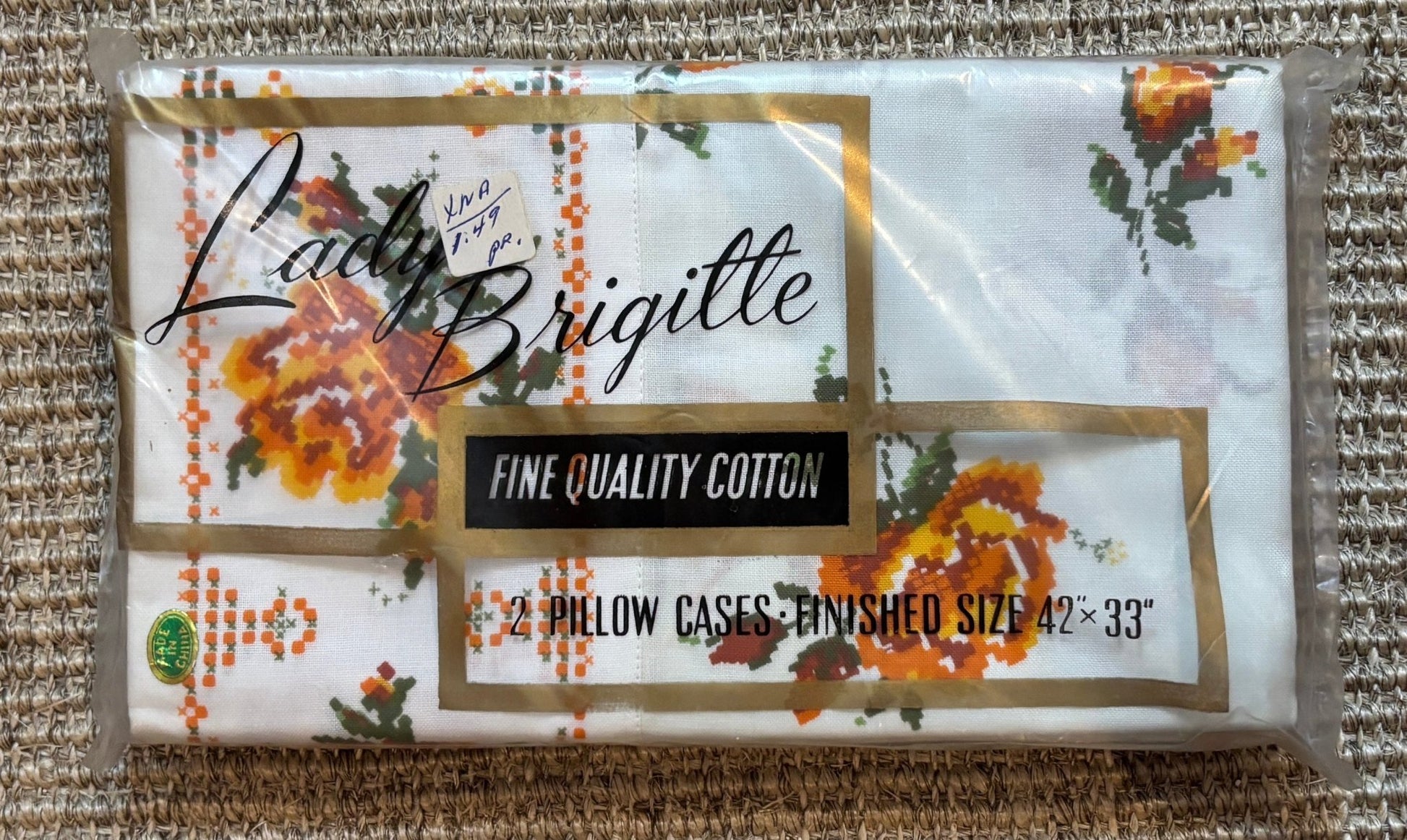 Made in Canada Lady Brigette Orange Flower Cotton Queen Pillowcases