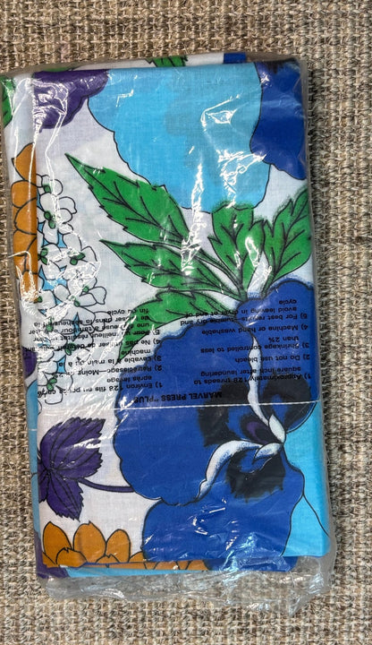 Made in Canada Wabasso Retro Blue Floral Pillowcases