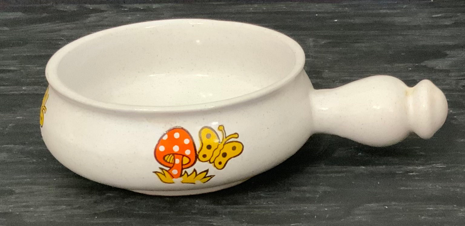 Mid Century Vintage Mushroom Soup Pot and Handled Serving Bowls - HLJ at HomeMid Century Vintage Mushroom Soup Pot and Handled Serving BowlsSoup BowlHLJ at Home