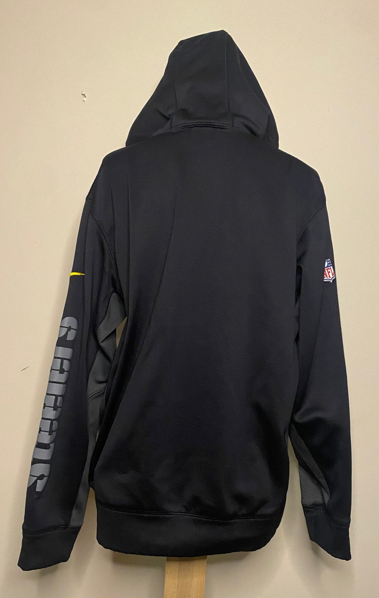 Nike On Field Apparel Pittsburgh Steelers Hoodie Sweatshirt Large - HLJ at HomeNike On Field Apparel Pittsburgh Steelers Hoodie Sweatshirt LargeHooded SweatshirtNike