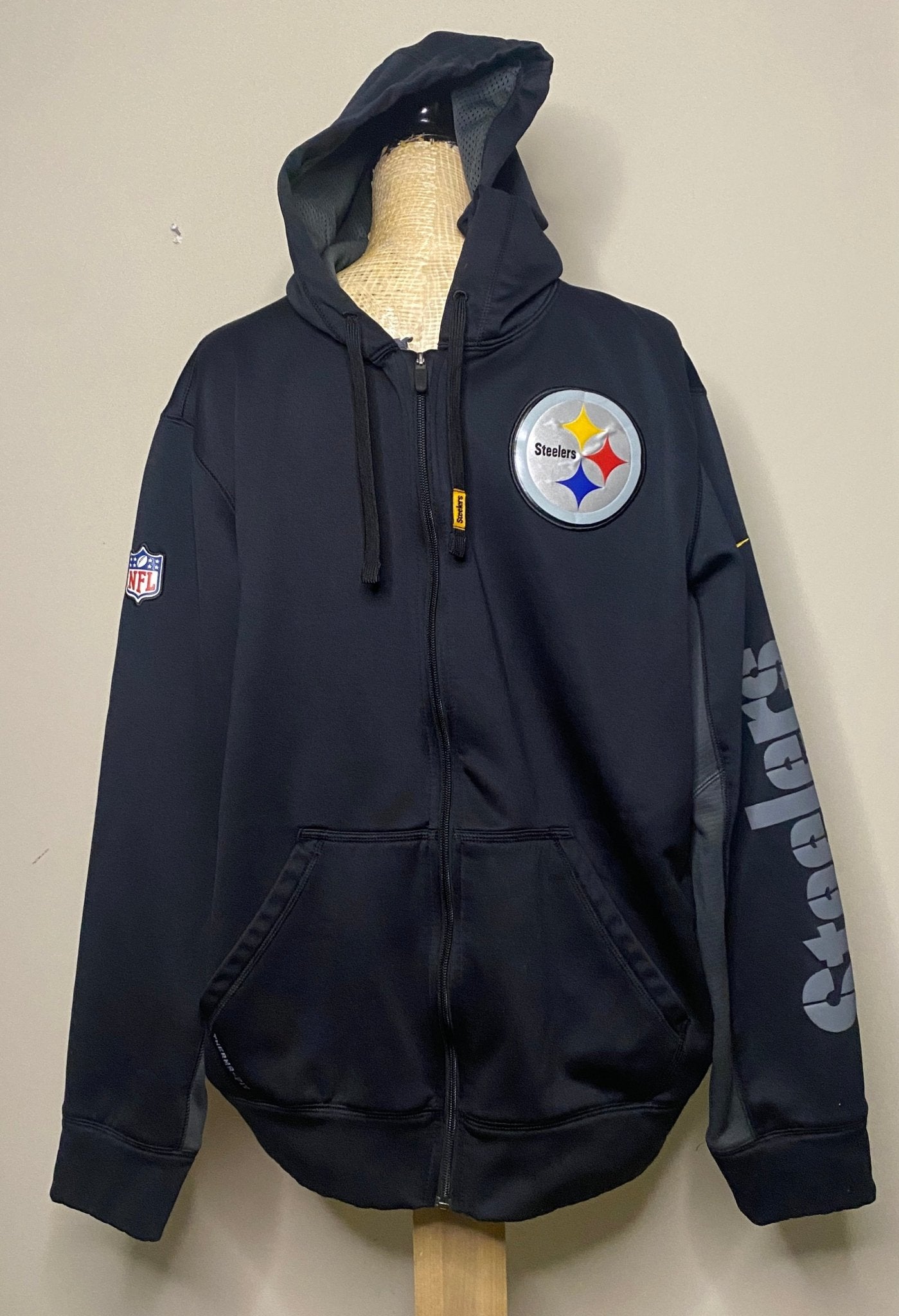 Nike On Field Apparel Pittsburgh Steelers Hoodie Sweatshirt Large - HLJ at HomeNike On Field Apparel Pittsburgh Steelers Hoodie Sweatshirt LargeHooded SweatshirtNike